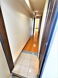 玄関から見たお部屋