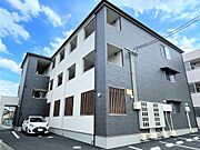 木造3階建てオートロックアパート