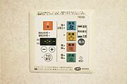 浴室暖房乾燥機付き。