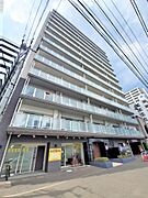 RC造13階建てオートロックマンション