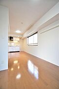 洋室９．４帖