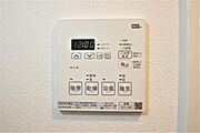 浴室乾燥・暖房・24時間換気機能付きです。