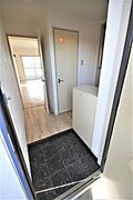 玄関から見たお部屋