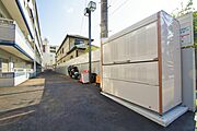 敷地内ゴミ集積所。敷地内にあるので、忙しい朝には便利ですね。