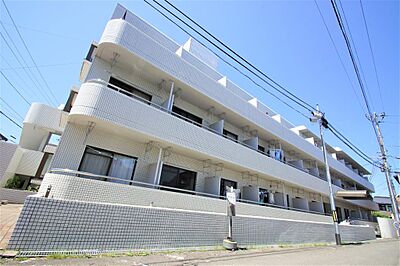 外観:RC造3階建てオートロックマンション 外観:RC造3階建てオートロックマンション