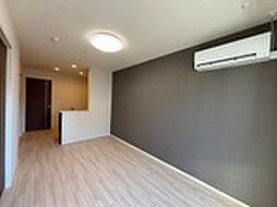 Olive 208号室 2階1LDKのリビング/ダイニング