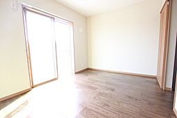 インレット荒川沖 II B棟 205号室 2階1Kのリビング/ダイニング