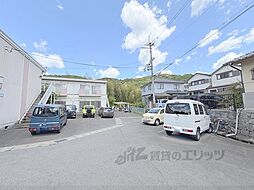 6 / 11