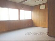床はカーペット