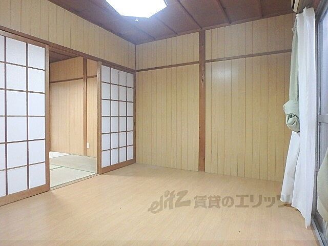 寝室
