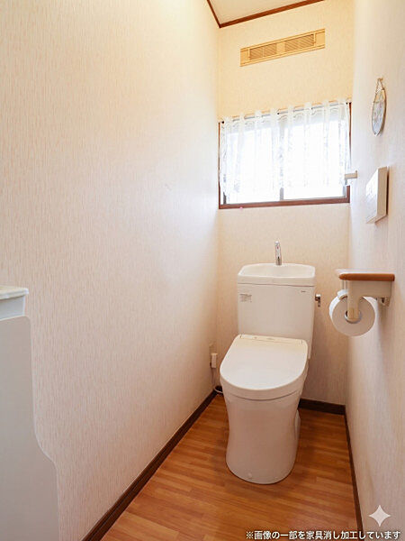 トイレを拡大表示