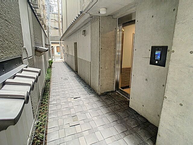 エントランス