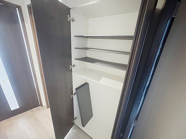 収納