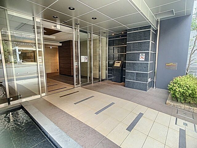 エントランス
