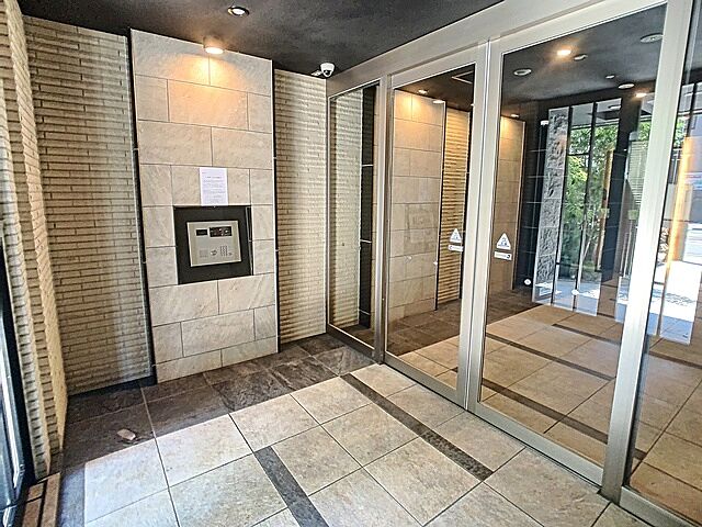 エントランス