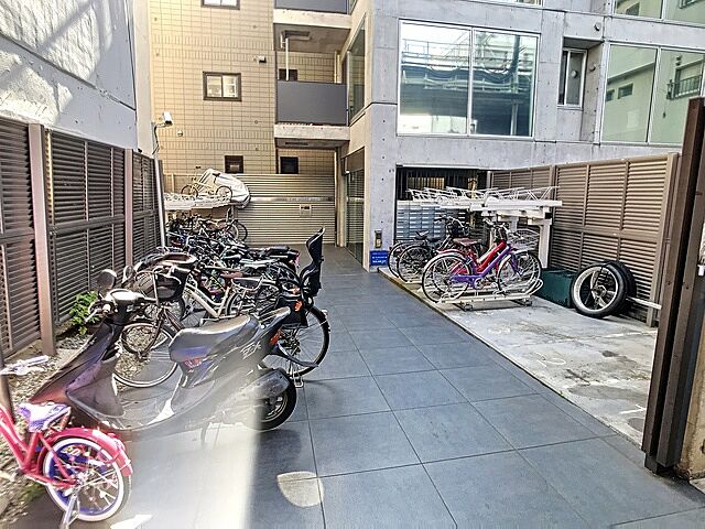 その他