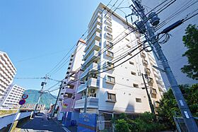 ピュアシティ小倉  ｜ 福岡県北九州市小倉北区江南町（賃貸マンション1K・6階・27.75㎡） その1