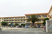 西門司小学校(330m)