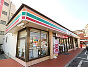 セブンイレブン（550m）