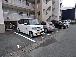 6 / 10