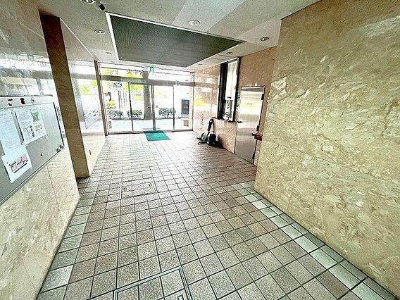 エントランス