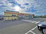 Aコープ槻木店 徒歩9分。 710m