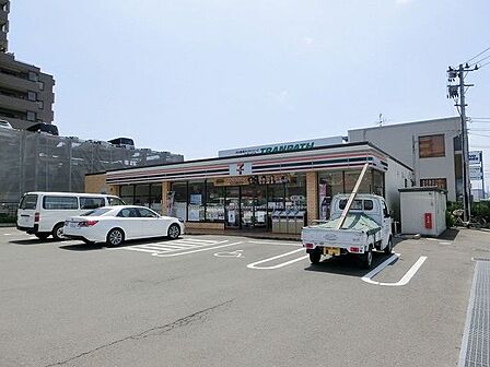 セブンイレブン仙台大和町4丁目店 徒歩2分。 120m