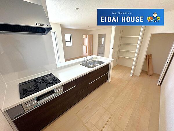 キッチンを拡大表示