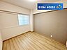 室内：室内