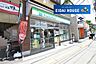 周辺：ファミリーマート北仙台駅前店 徒歩2分。 160m
