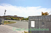 小学校「長浜市立長浜南小学校まで2046m」