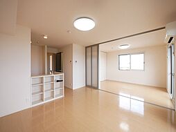 プレベール 201 2階2LDKのリビング/ダイニング