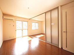 オーベンロープB 202 2階2DKのリビング/ダイニング