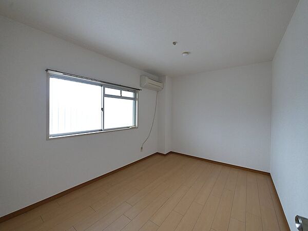 apartment 茨城県日立市滑川町２丁目
地図を見る