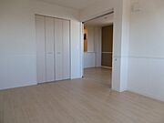 洋室6.9帖