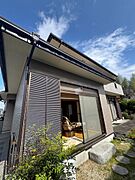 建物南西側より