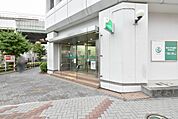 銀行「埼玉りそな銀行南浦和支店まで682ｍ」