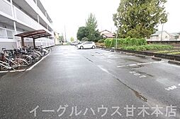 7 / 12