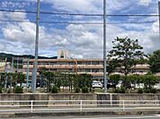 鳥栖市立麓小学校（1636m）
