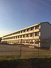 基山町立基山中学校（413m）