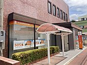 西日本シティ銀行鳥栖支店（1403m）