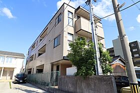 グランヴィレッジ泉ヶ丘 301 ｜ 石川県金沢市泉が丘２丁目（賃貸マンション1R・3階・22.75㎡） その1