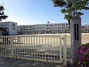 岩倉南小学校 650m