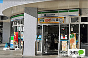 コンビニ「ファミリーマート明石住吉店まで643m」