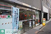 セブンイレブン 徒歩1分。 10m