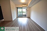 タウンハウジングレジデンス事業部　恵比寿店・赤坂店までお問合せ下さい。