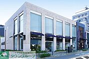 DS　STORE　東京 徒歩8分。 610m