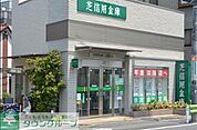 芝信用金庫梅屋敷支店 892m