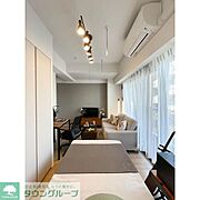 家具/調度品に関しては配置例を示したもので実際の賃貸には含まれません