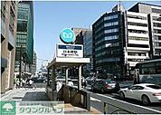 日本橋駅 298m
